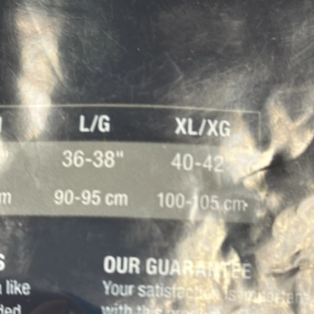 NWT Hanes 4-Pack Briefs LG - Picture 8 of 8